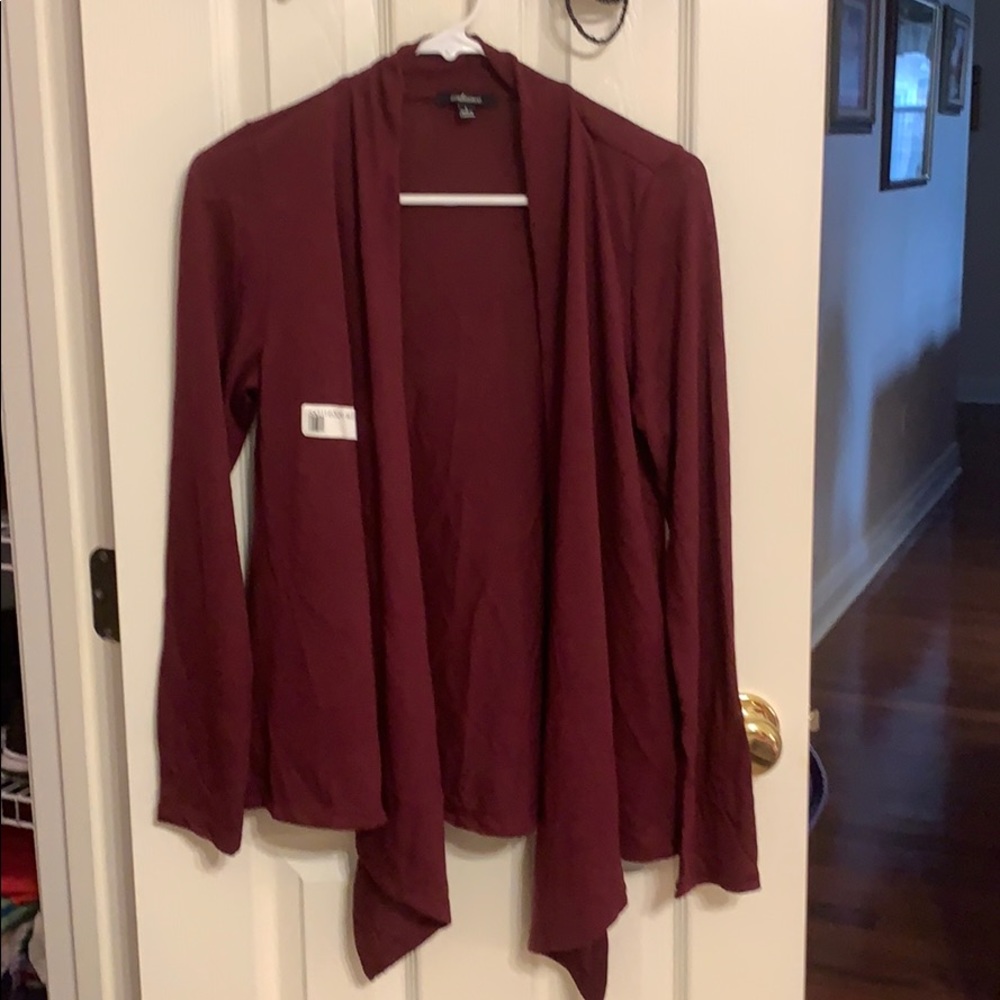 Pretty maroon/burgundy cardigan Size L NWOT